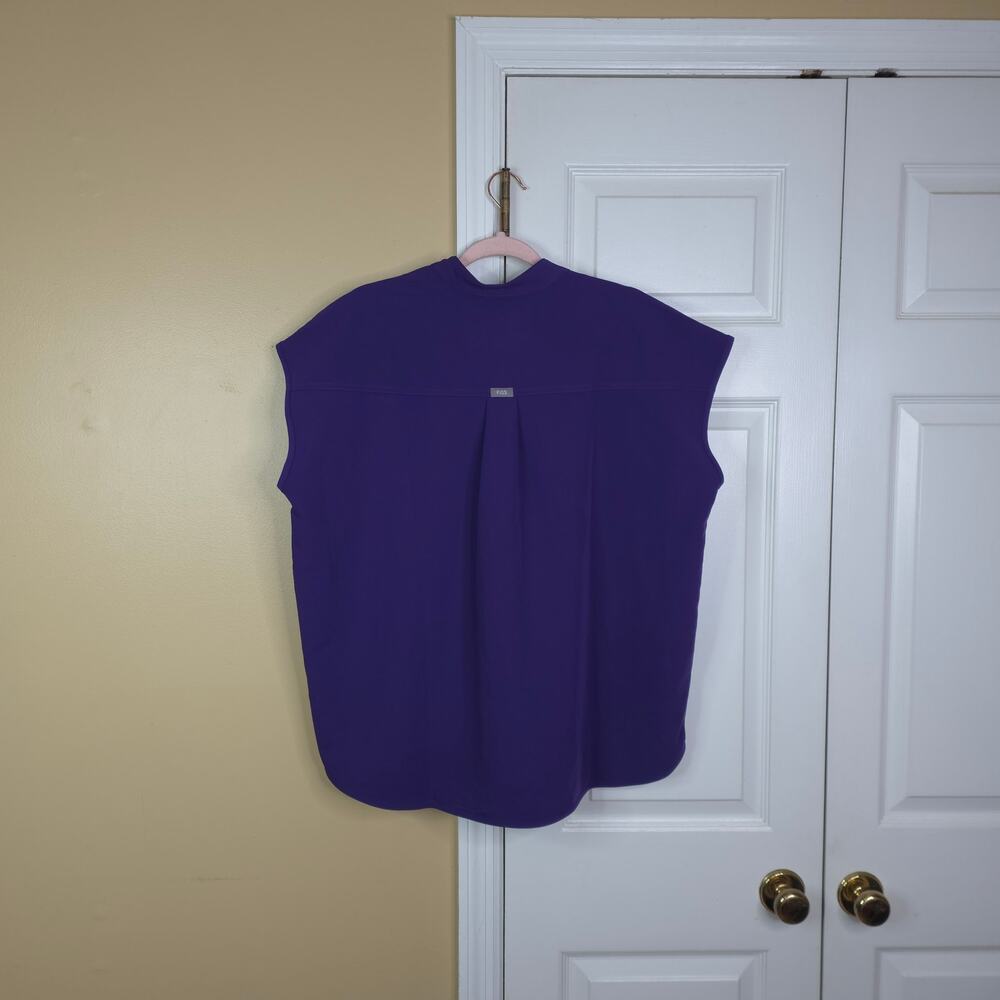 Figs Rafaela Oversized Scrub Top in Purple Size L - Picture 5 of 9